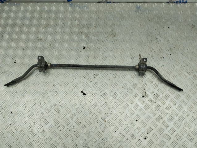 Задній стабілізатор  562301AD0A NISSAN