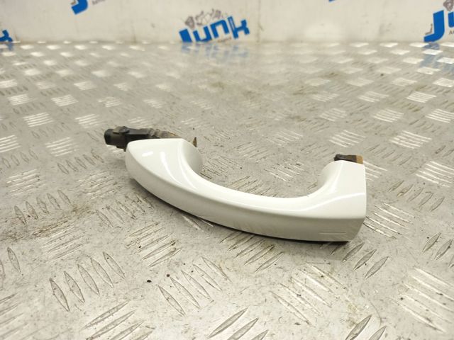 Ручка лівих задніх дверей зовнішня 5GM837205BGRU VAG