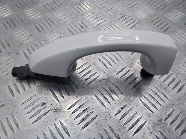 Зовнішня ручка правих дверей 5GM837206BGRU VAG