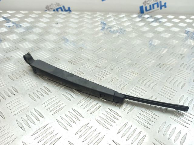 Важіль-поводок склоочисника заднього скла 5GM955707 VAG