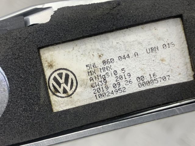 Рейлінг даху правий 5NL860044AUBN VAG