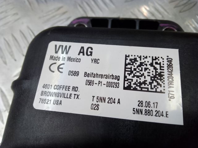 Подушка безпеки бокова 5NN880204F VAG