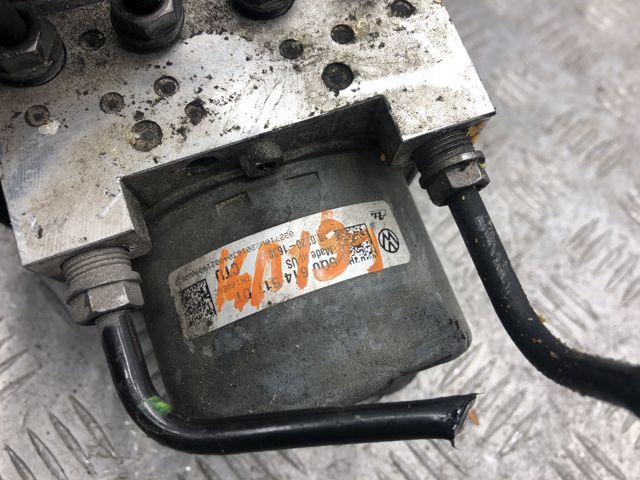 Блок управління АБС (ABS) 5Q0614517DD VAG