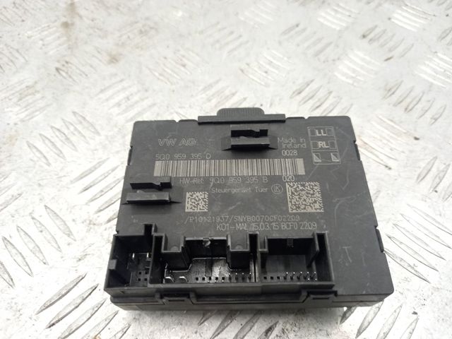Блок комфорту задніх дверей 5Q0959395D VAG