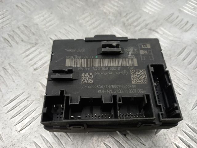 Блок комфорту передніх дверей 5Q0959592B VAG