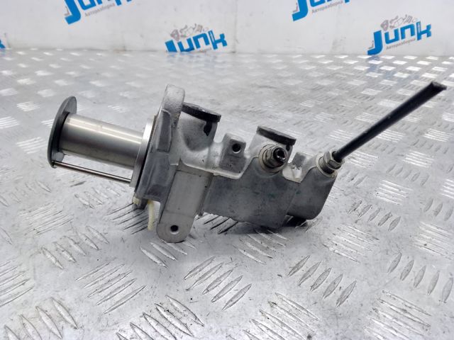 Циліндр головний гальма (Гідротормоз) 5QM614019F VAG