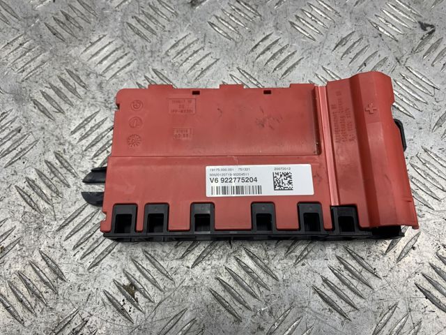 Корпус запобіжників 61149227752 BMW