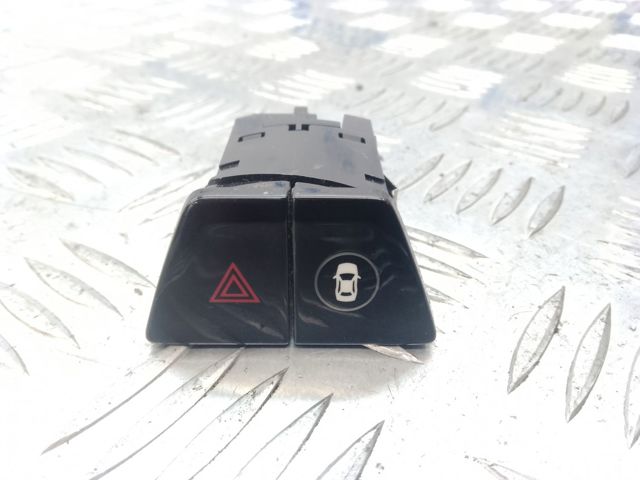 Кнопка аварійки 61319423271 BMW