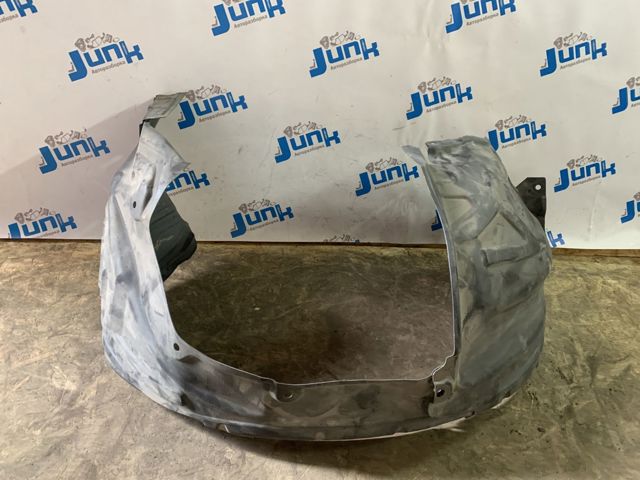 Підкрилок передній лівий 638411SX0A NISSAN