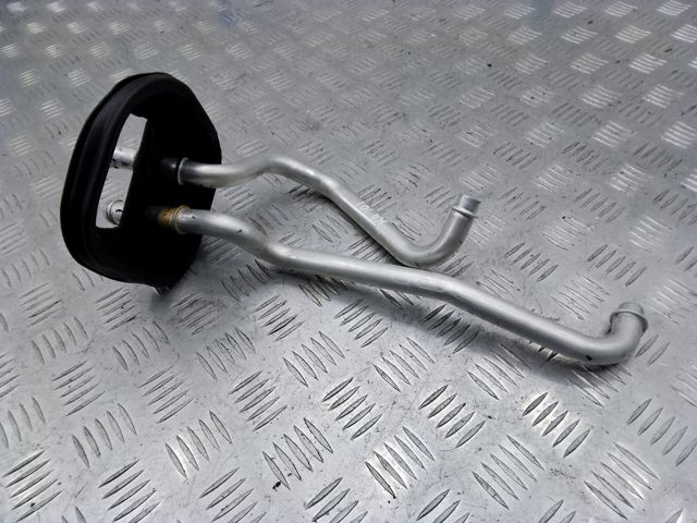 Патрубок грубки 64119237641 BMW