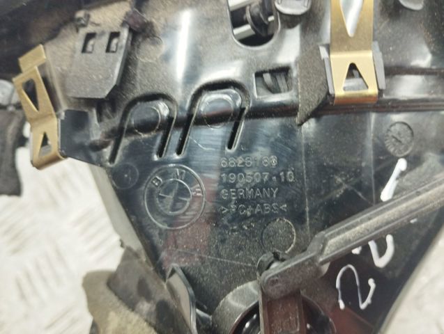 Решітка повітропровода ліва 64226823188 BMW