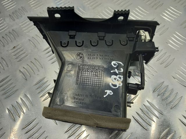 Решітка повітропровода права 64229166890 BMW
