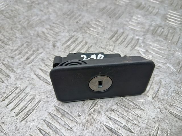 Ящик для предметів догляду 66121AN00A SUBARU