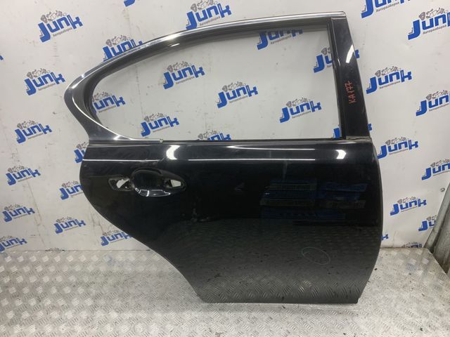 Двері задні в зборі 6700330650 TOYOTA