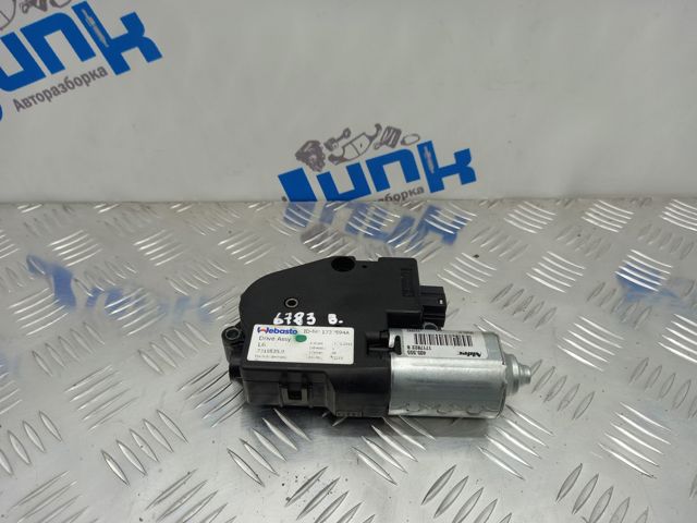 Двигун приводу люка 67617316535 BMW