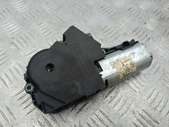 Мотор приводу люка 67619127381 BMW