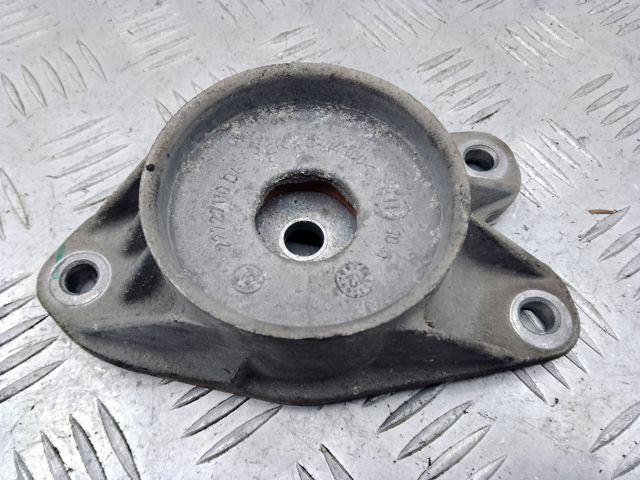 Опора стійки амортизатора заднього 6791706 BMW