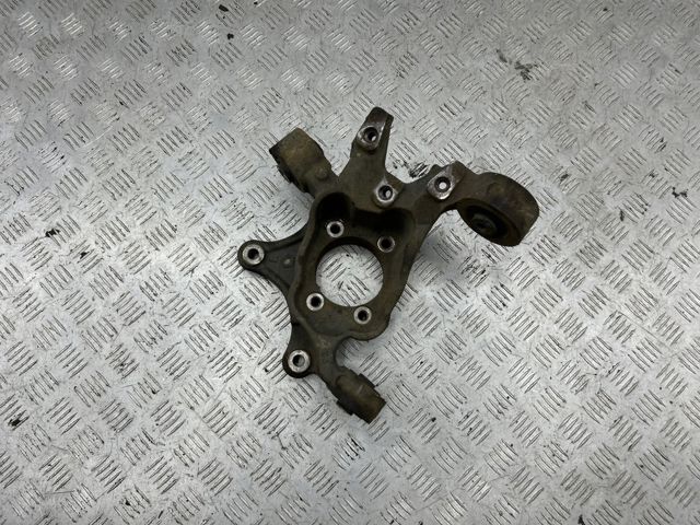 Цапфа поворотного кулака 68083245AC CHRYSLER