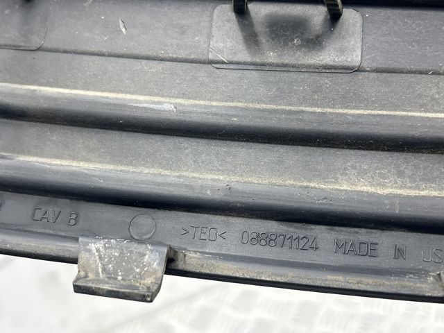 Накладка бампера заднього, верхня захисна (сходинка-підніжка) 68111633AA CHRYSLER