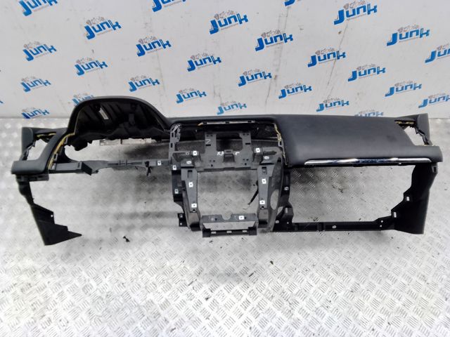 Панель приладів торпеди 682001AA4B NISSAN