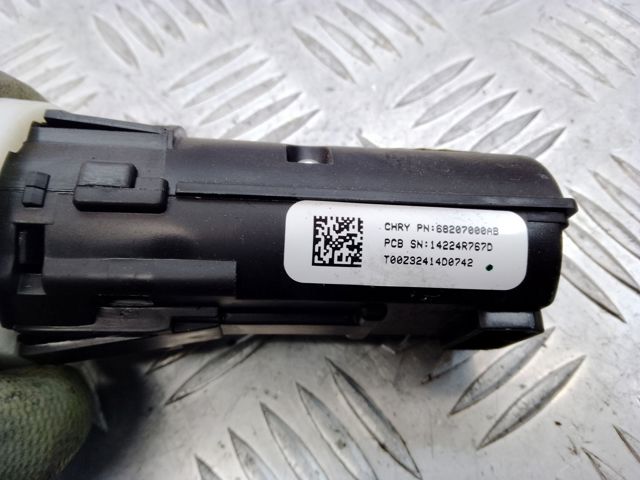 Кнопка запуску двигуна 68207000AD CHRYSLER