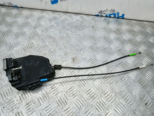 Замок задніх дверей, правих 6905033120 TOYOTA