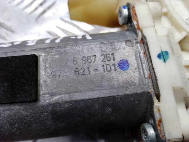 Двигун склопідіймача двері передньої, лівої 6967261 BMW
