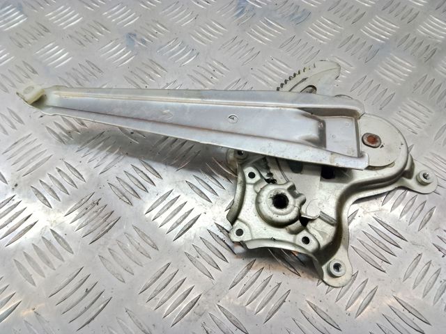 Склопідйомник задніх лівих дверей 6980433050 TOYOTA