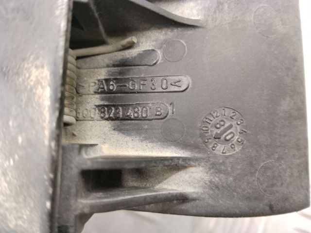 Стояк-гак замка капота 6Q0823480B VAG