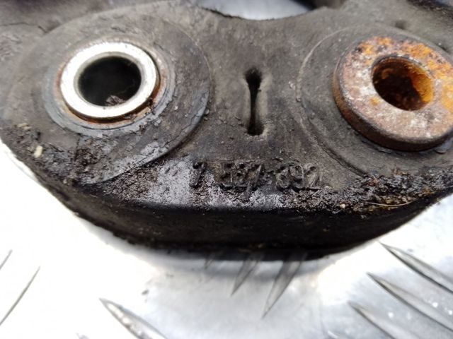 Муфта кардана еластична, задня 7527392 BMW