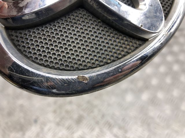 Емблема капота 7531106060 TOYOTA