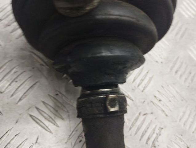 Піввісь (привід) передня 7L0407271F VAG