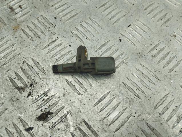 Датчик ABS задній правий 7L0927808B VAG