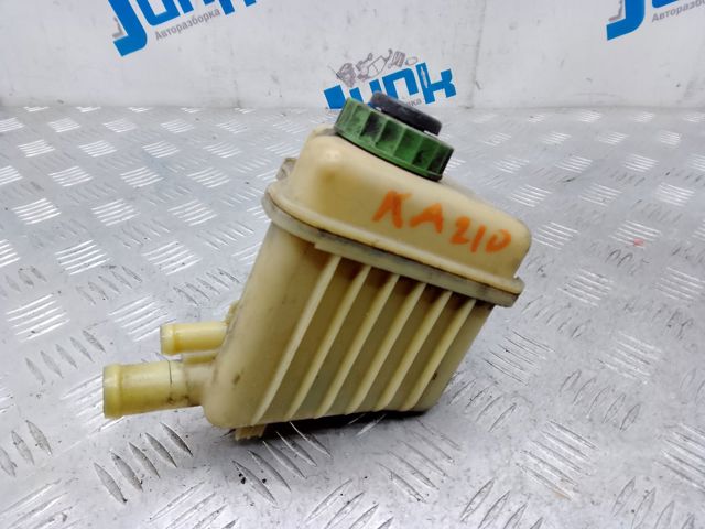 Бачок насосу гідропідсилювача керма 7L6422371F VAG