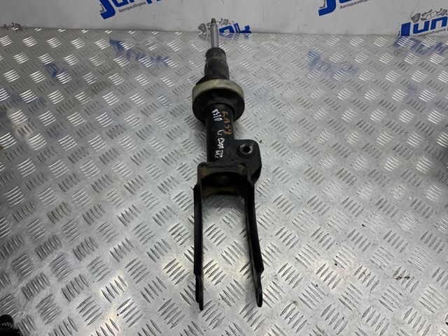 Стійка передня права 7L8413032K VAG