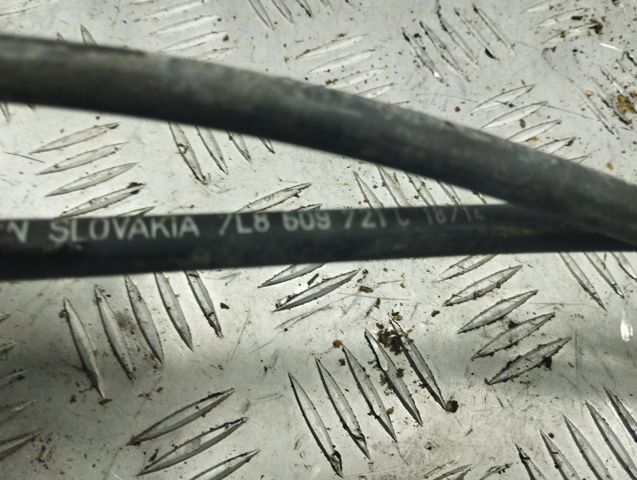 Трос ручного гальма задній, правий/лівий 7L8609721C VAG