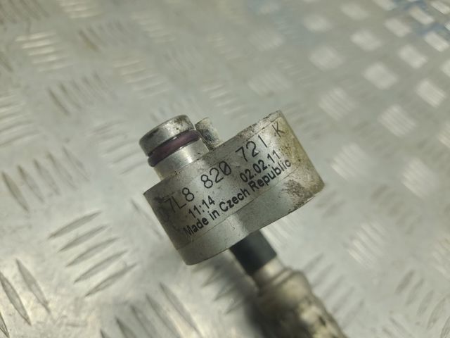 Трубка кондиціонера від компресора до радіатора 7L8820721K VAG