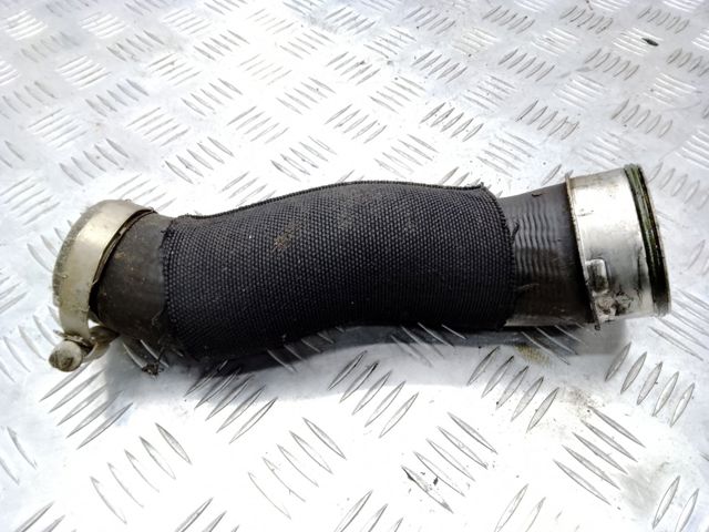 Шланг/патрубок интеркуллера 7P0145943 VAG