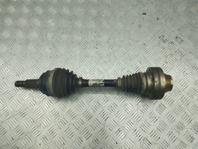 Піввісь (привід) передня 7P0407271C VAG