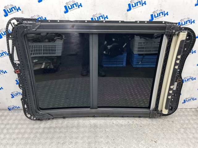 Панель люка 7P0877049A VAG