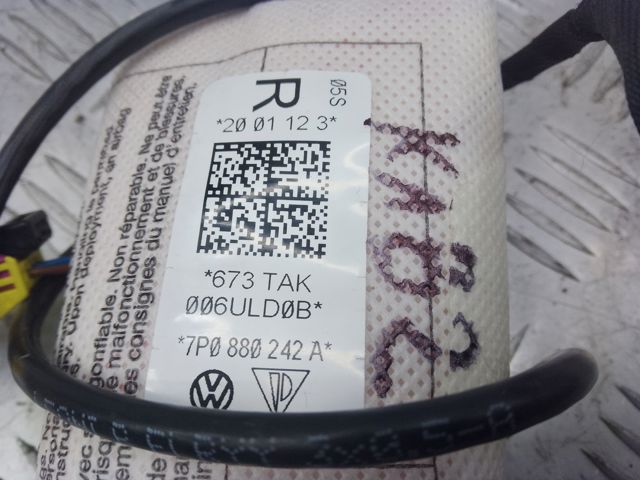 Подушка безпеки AIRBAG спинки сидіння, правого 7P0880242D VAG