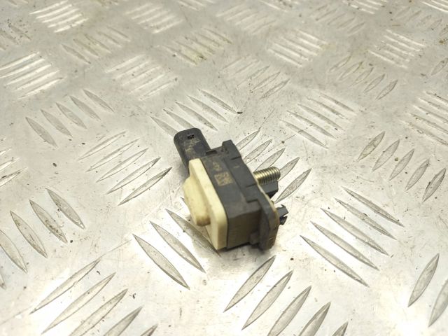 Датчик AIRBAG передній 7P0959354 VAG