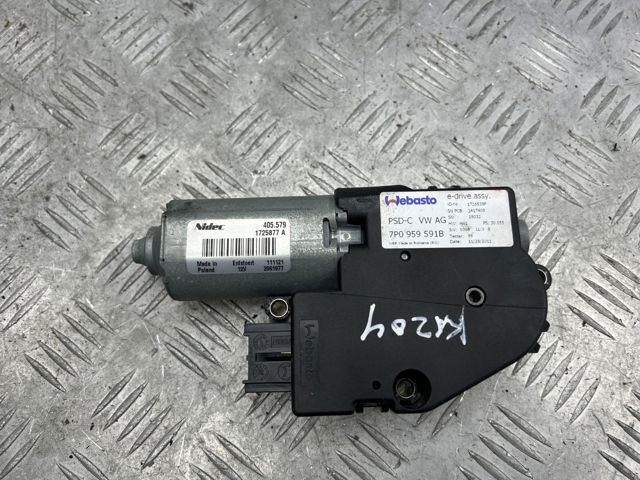 Двигун приводу люка 7P0959591B VAG