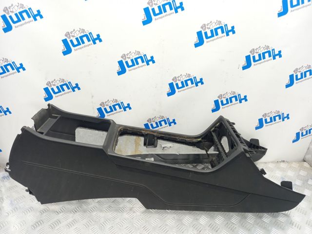Консоль центральна панелі керування 7P1863241A VAG