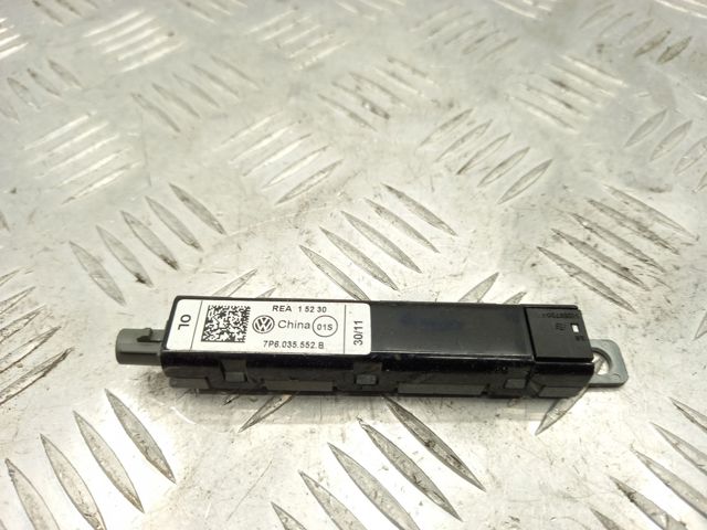 Підсилювач сигналу антени 7P6035552B VAG
