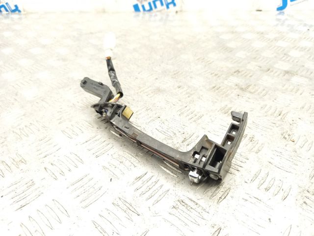Ручка передньої двері зовнішня права 806405NA0A NISSAN