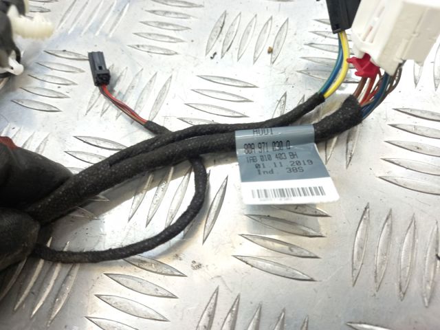 Електропроводка передніх дверей 80A971030AE VAG