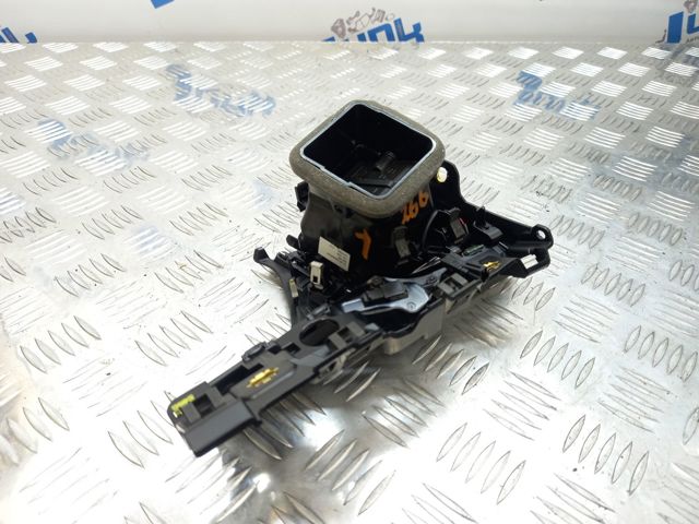 Решітка вентиляції салону на "торпедо", ліва 80B820901FEAX VAG