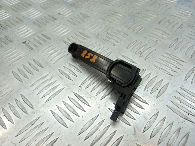 Амортизатор кришки бардачка 80B857324 VAG