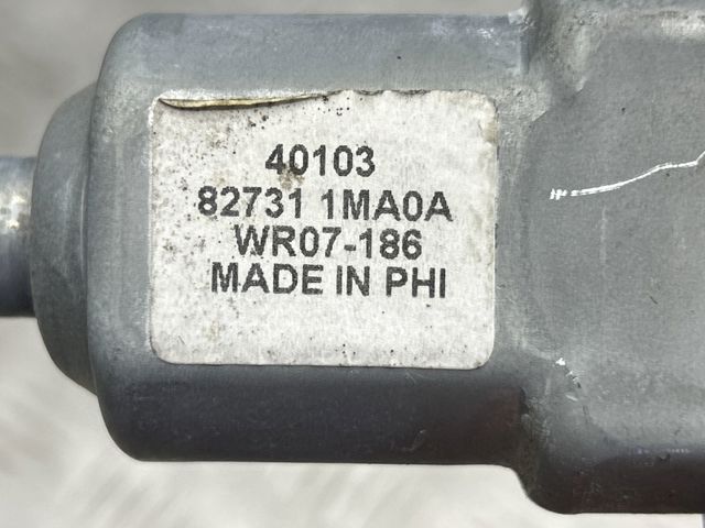 Привід ліфта задній 827311MA0A NISSAN